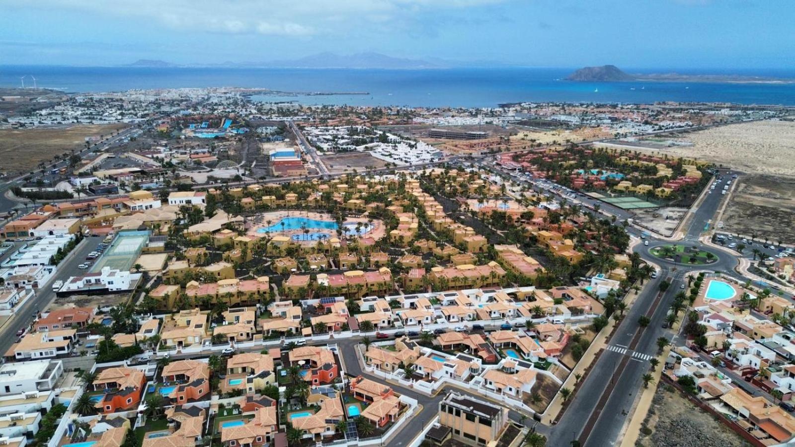 Villa Relax Deluxe Private Pool Corralejo By Holidays Home Bagian luar foto