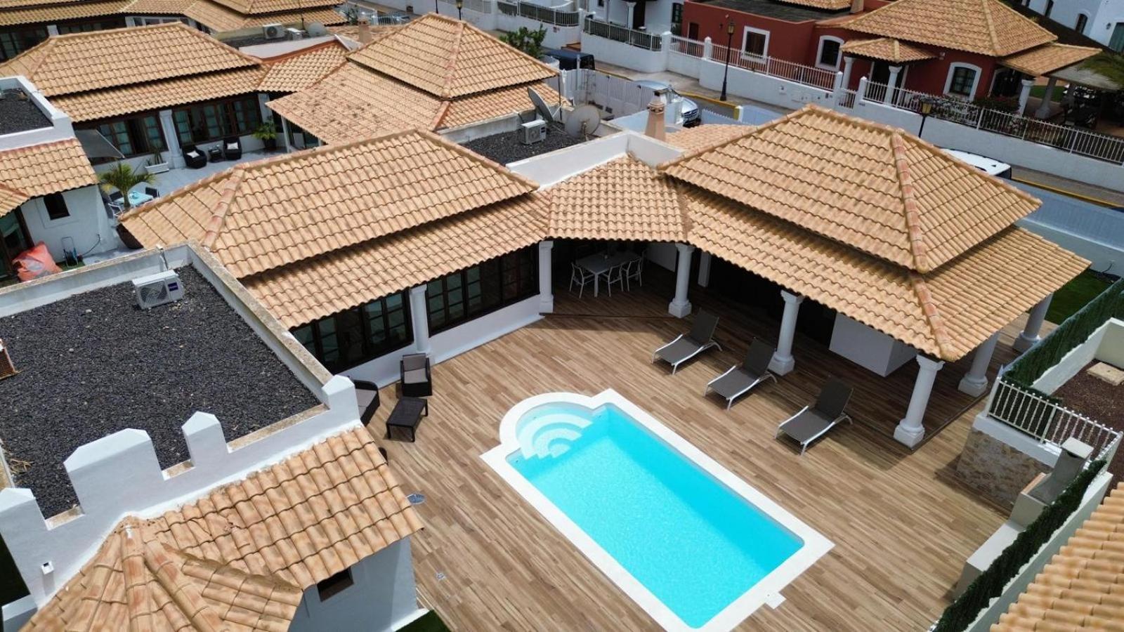 Villa Relax Deluxe Private Pool Corralejo By Holidays Home Bagian luar foto